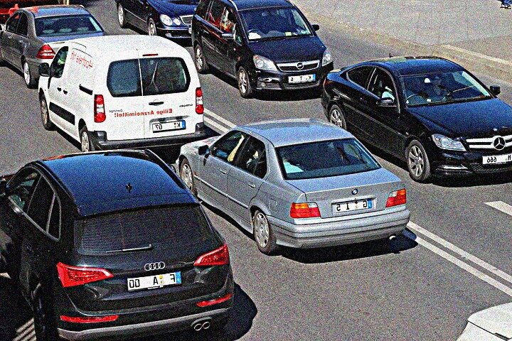 Невидимые, плохо читаемые символы на номерном знаке автомобиля - явное нарушение ПДД