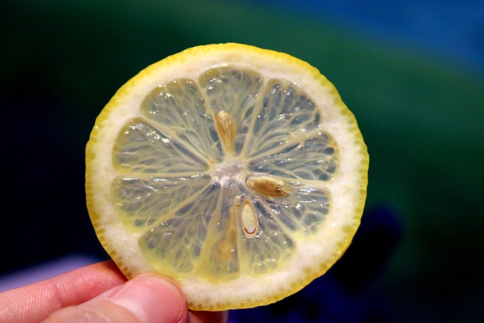 лимон нельзя есть при больной горле