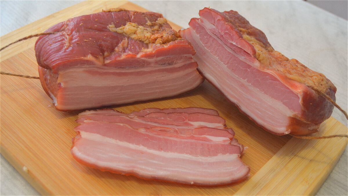 бекон. как приготовить бекон. как приготовить бекон дома. вкусный бекон в домашних условиях. бекон свиной.