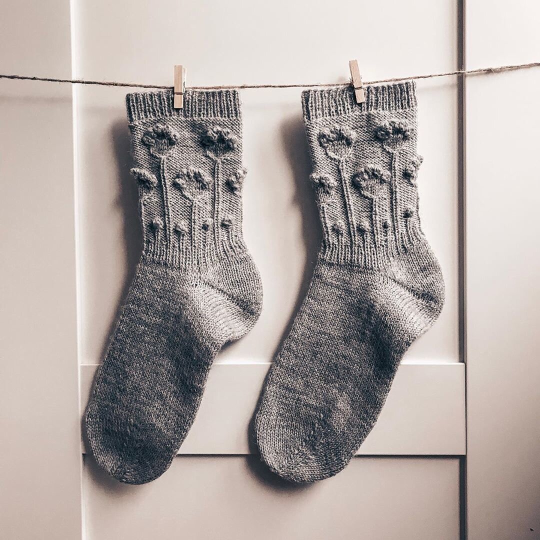 Мужские носки с узором