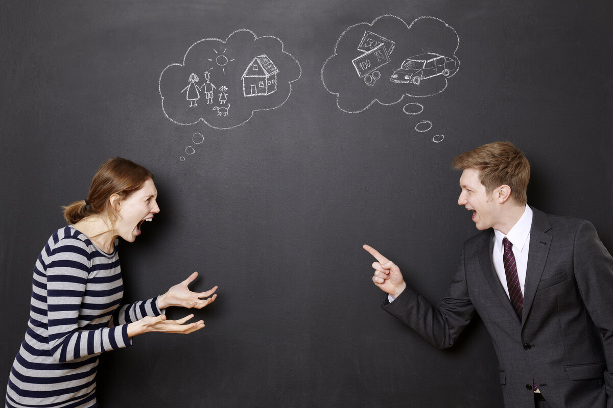 Бывают, что взгляды не совпадают и это ранит.