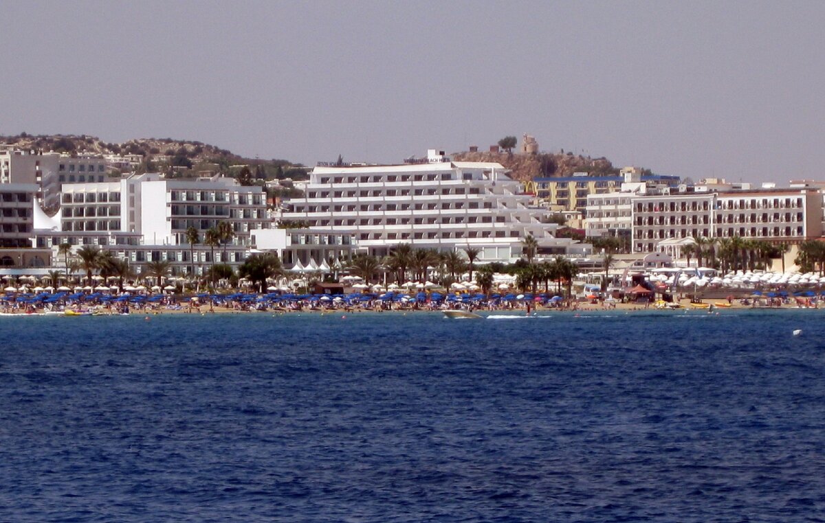 Отель  в Протарасе, Кипр. Фото автора