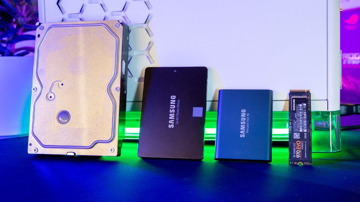 Проанализируем, сколько твердотельных накопителей необходимо для домашнего ПК, какие объемы нужны для различных целей и как правильно использовать твердотельные накопители.