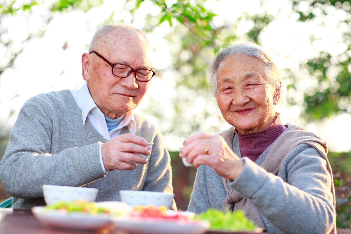 Узнал сколько Японские бабушки получают пенсию! Сравним с нашими.