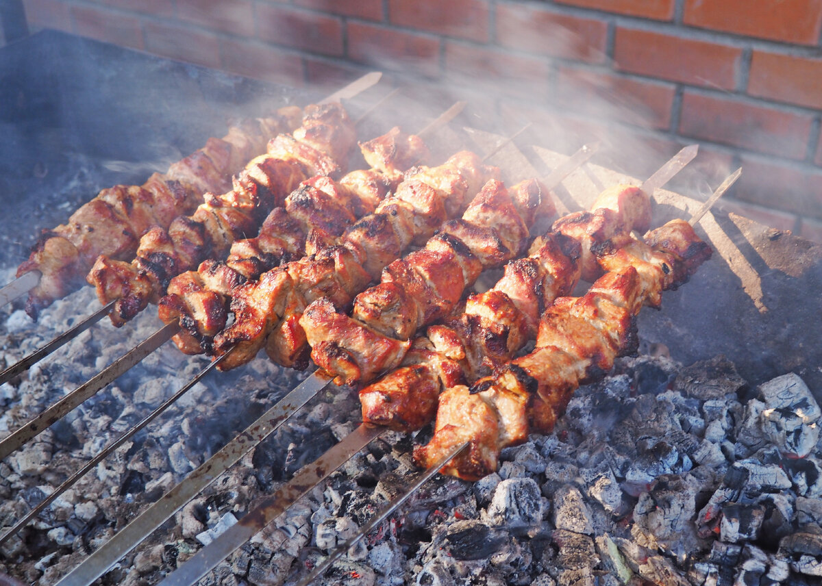 Что подать к шашлыку, чтобы было вкусно и полезно. Растет в огороде,  ароматна и вкусна. | Оксана Бухгалтерский огород | Дзен