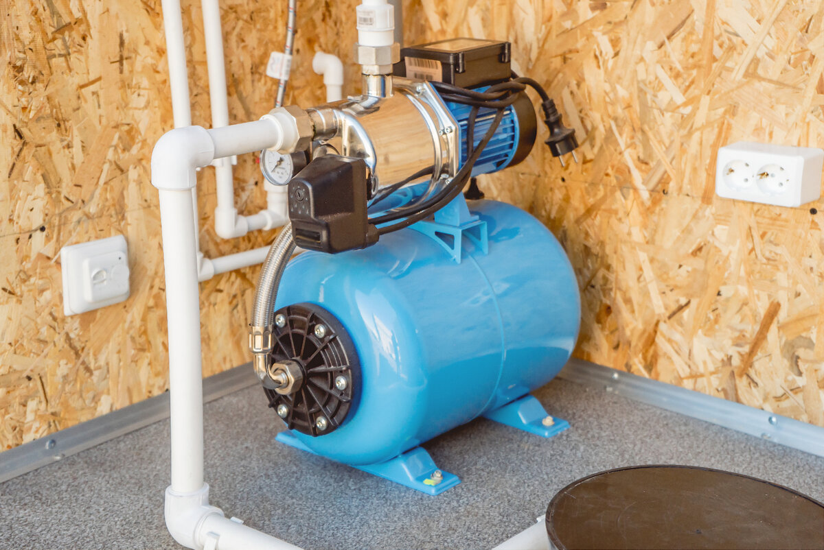 Это одна из многих насосных станций, которая имеет ограничение со стороны всасывания в1 бар