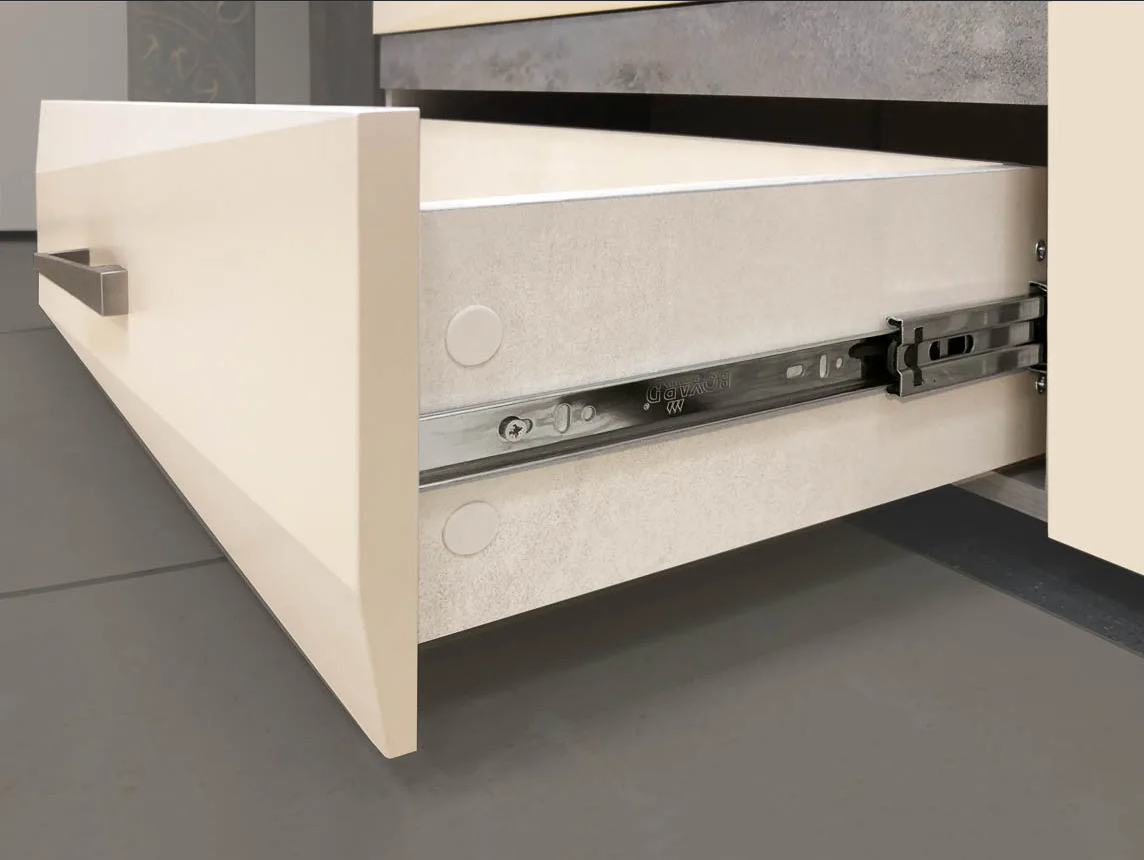 Пример недорого, но качественного доводчика Titusoft