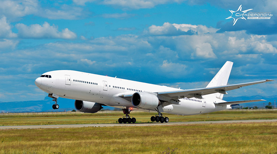 Самолет в аэропорту Симферополь / Фото: пресс-служба аэропорта Симферополь