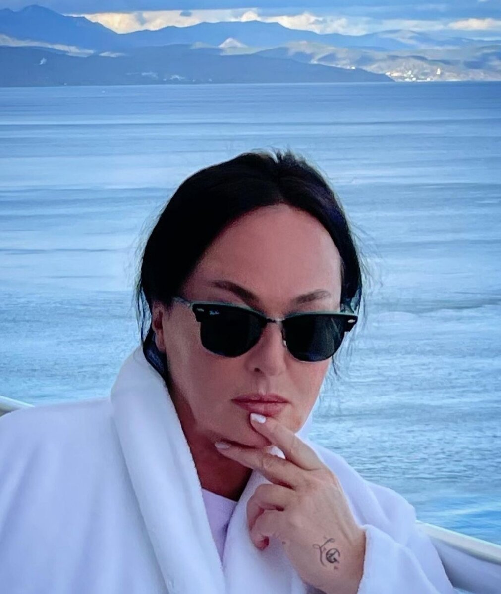 Источник:https://www.instagram.com/p/CUP3AOkoGFb/?utm_medium=copy_link