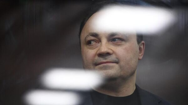    Бывший мэр Владивостока Игорь Пушкарев, обвиняемый во взяточничестве, во время заседания в Тверском суде Москвы© РИА Новости / Григорий Сысоев