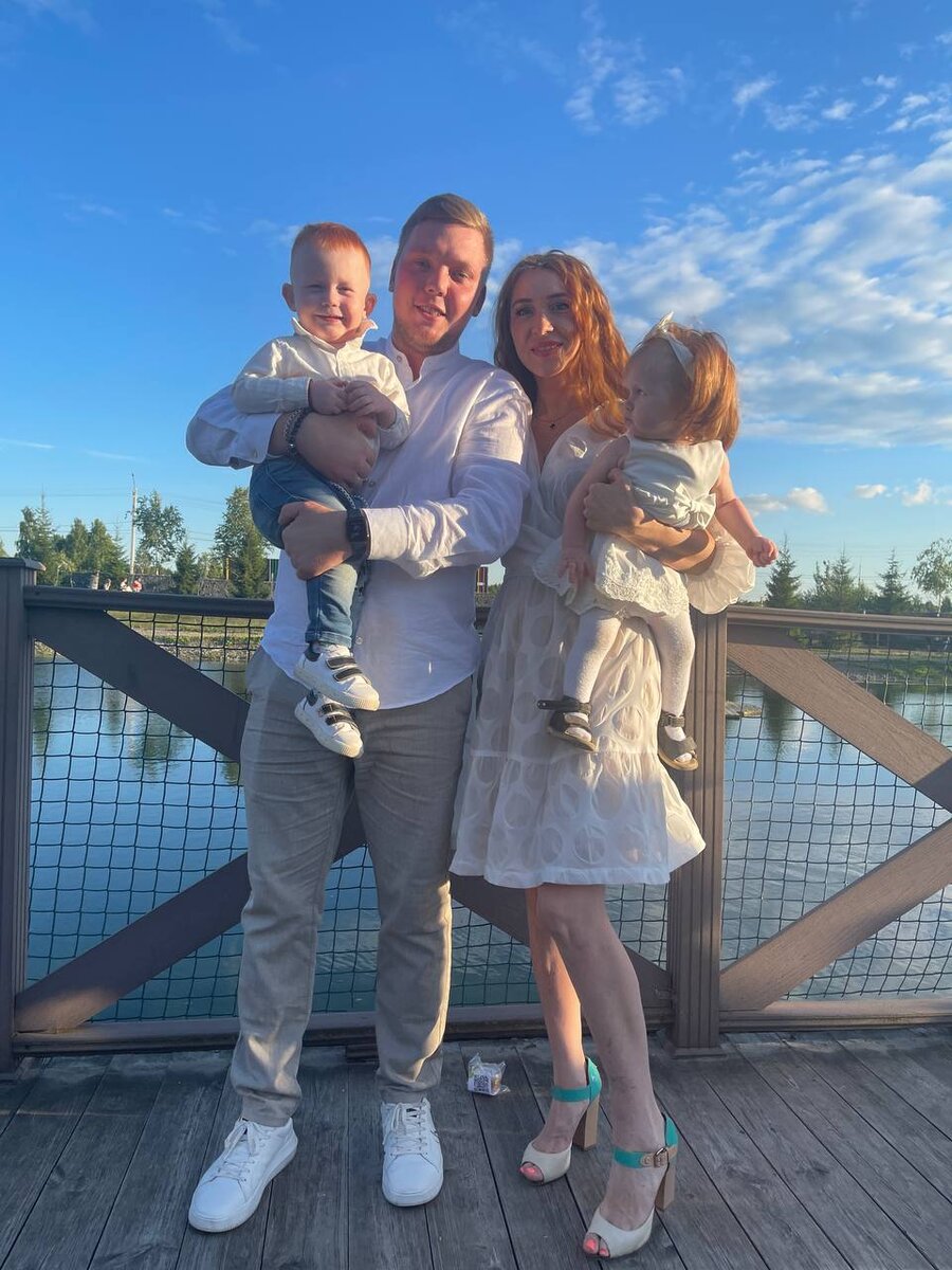 Никита Пестов с семьей 