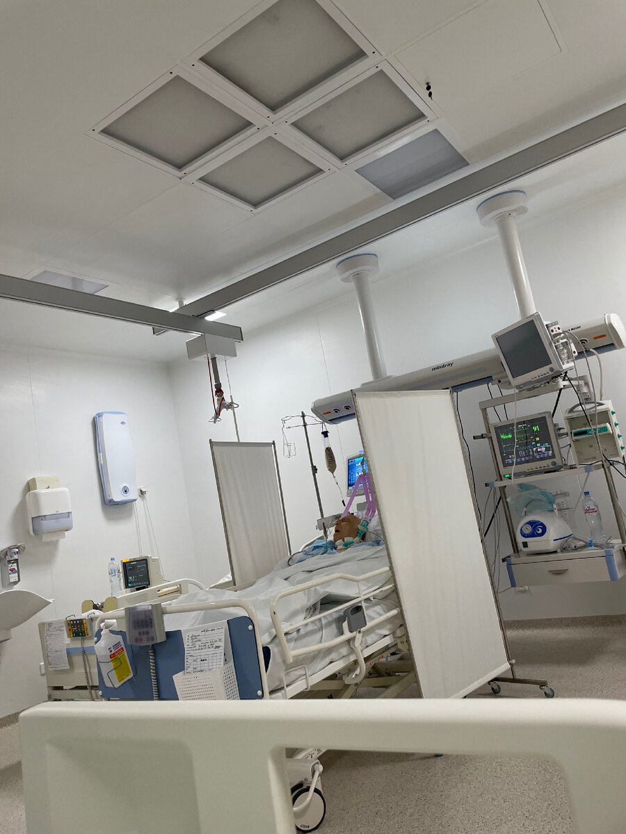 Реанимация, мне ставят катетер в центральную Вену