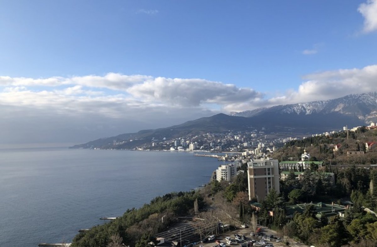    В Крыму часто вспоминают землетрясение 1927 года. Очаг находился в море, южнее Ялты.