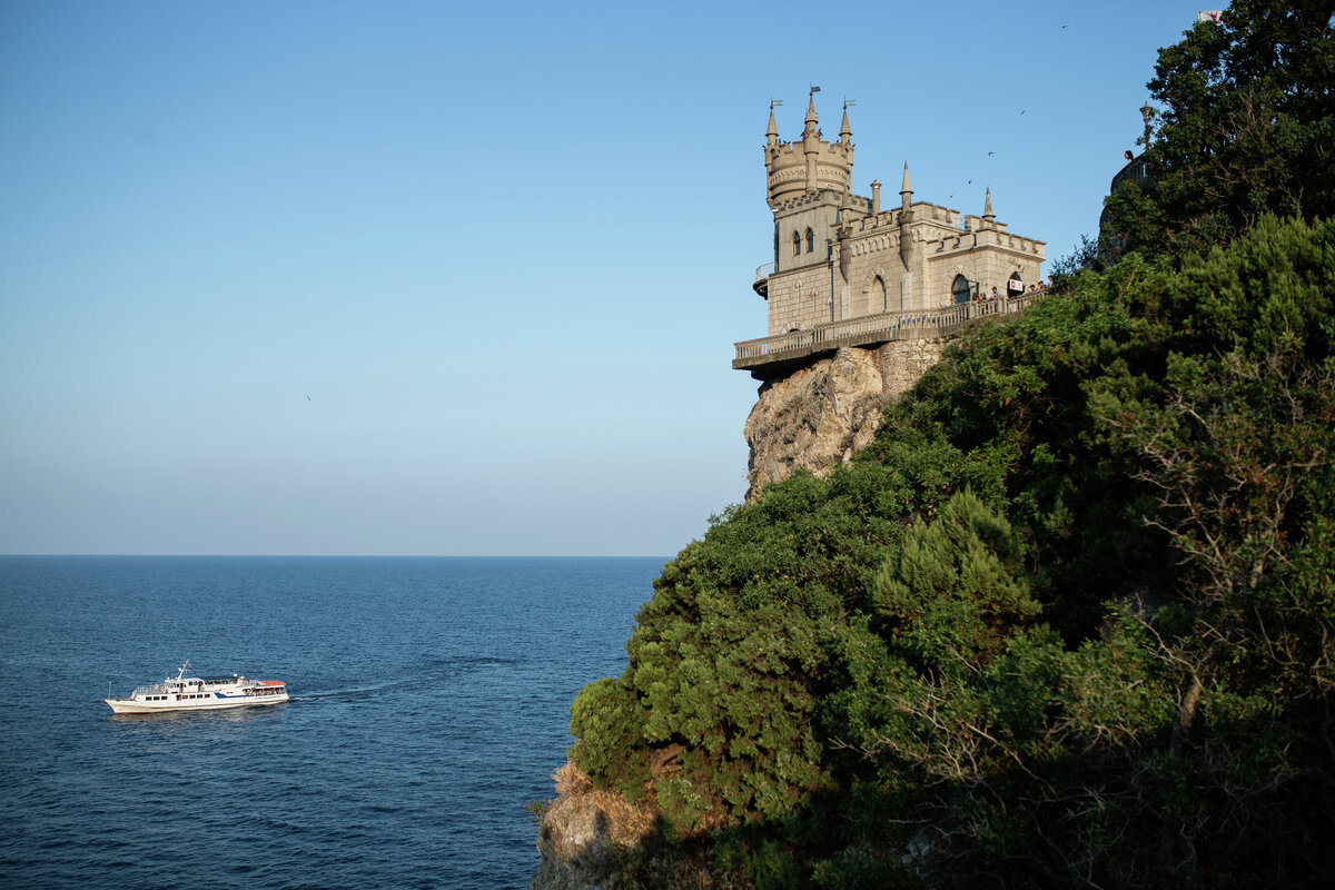 Ласточкино гнездо