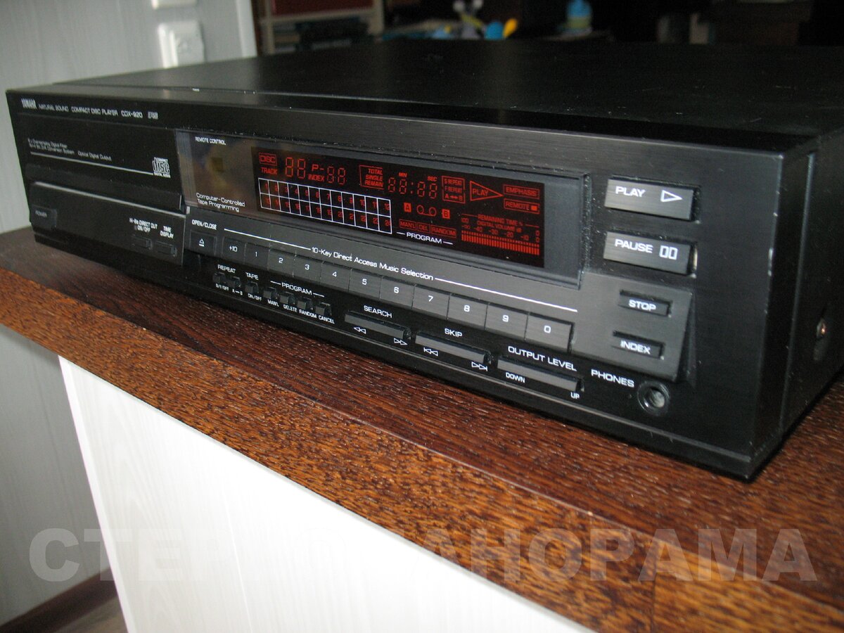 Yamaha CDX-920.Фото сделано автором.