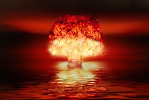 https://cdn.pixabay.com/photo/2017/08/10/10/51/atomic-bomb-2621291__340.jpg