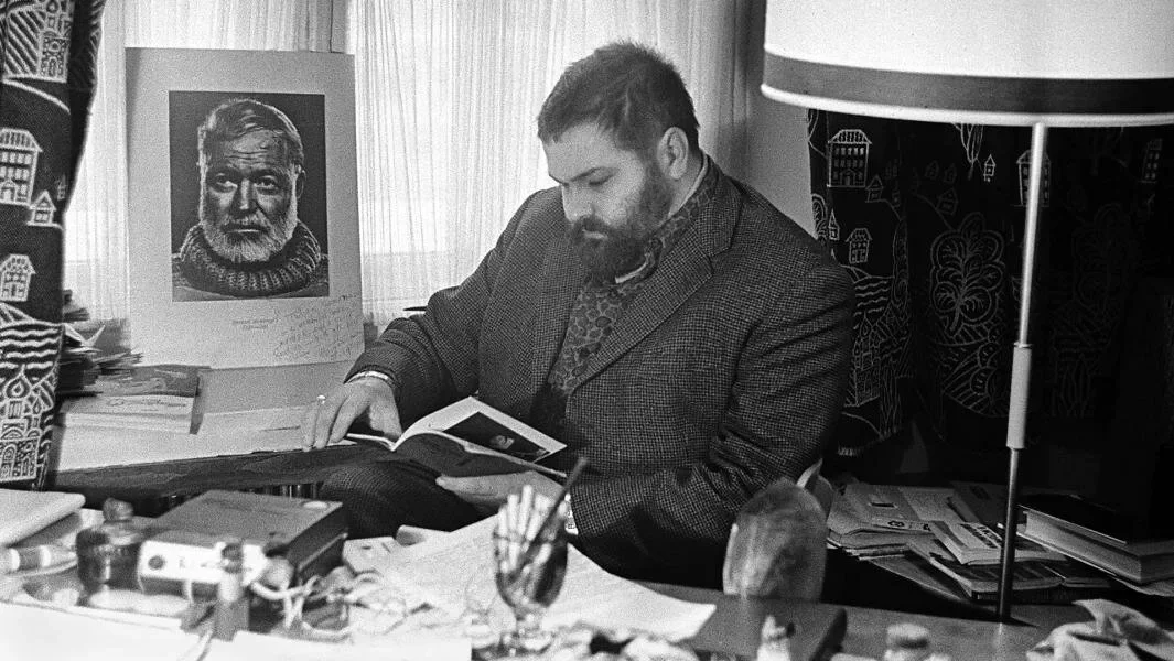  Юлиан Семенов