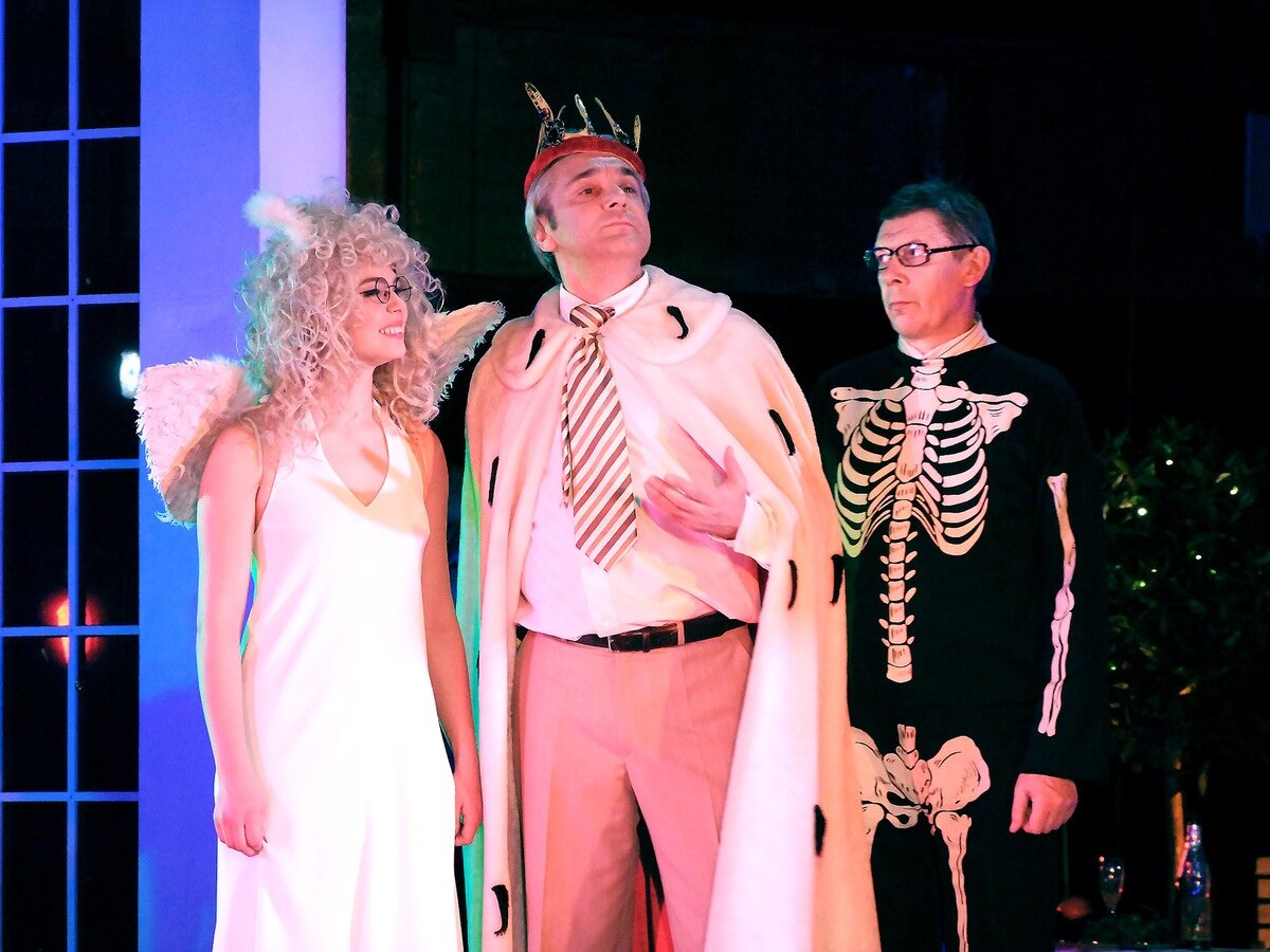 Много шума из ничего. Режиссёр Евгений Писарев. Московский драматический театр имени А.С.Пушкина