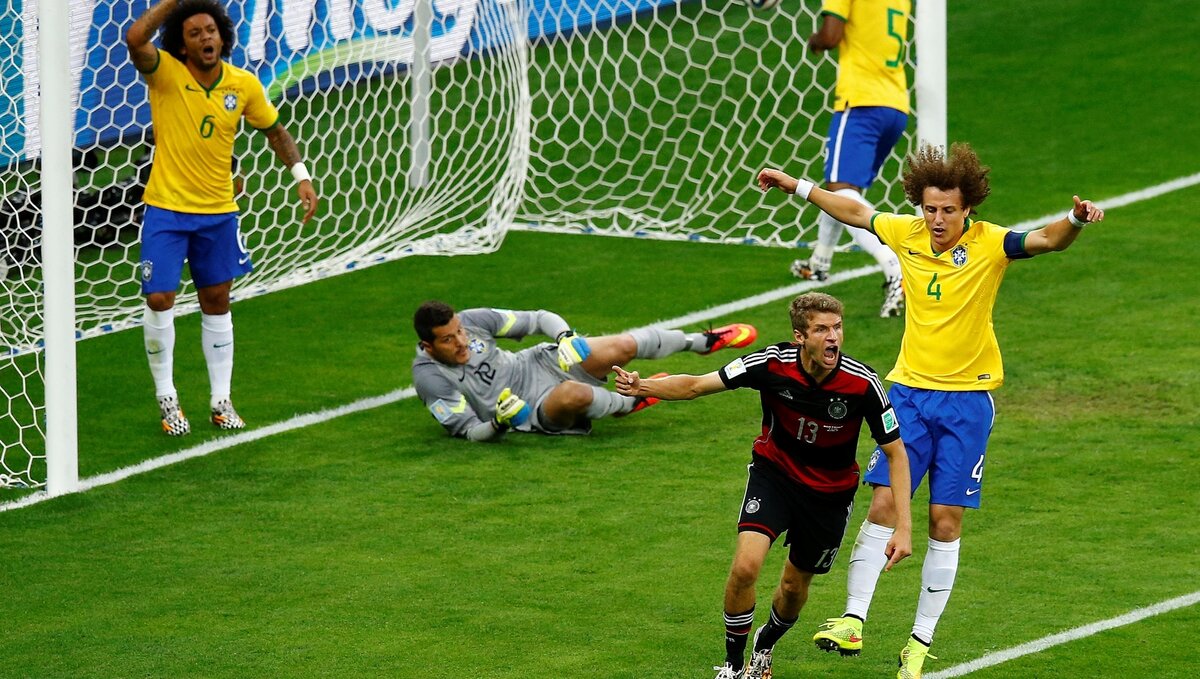 Футбол чемпионат 2014 игра. ЧМ 2014. Полуфинал. Бразилия - Германия. Футбол Бразилия Германия 1 7. ЧМ 2014 Германия Бразилия 7:1.