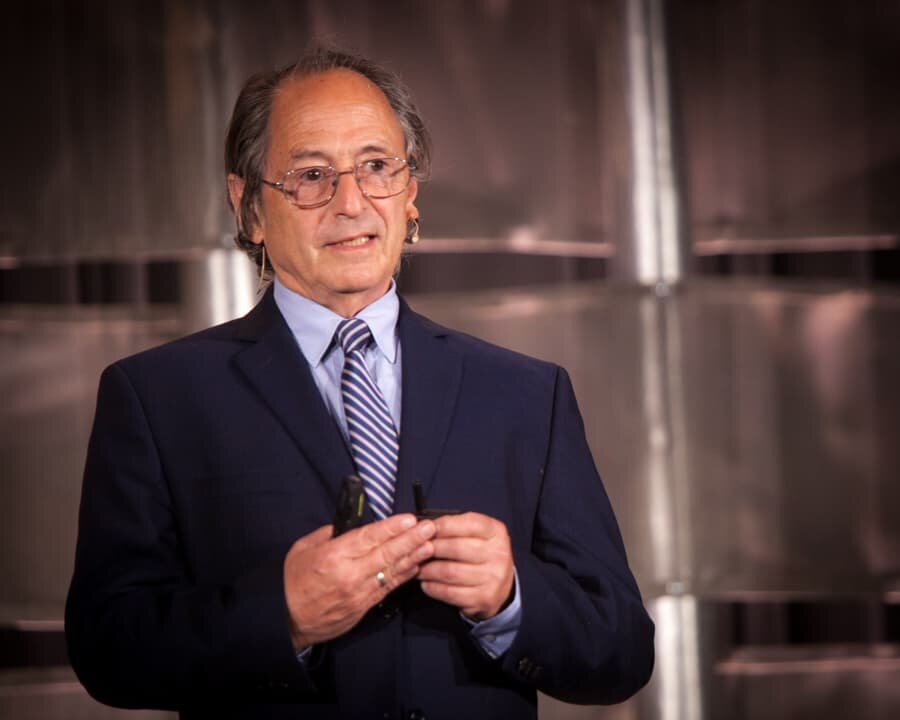 Майкл Левитт. Фото из открытых источников