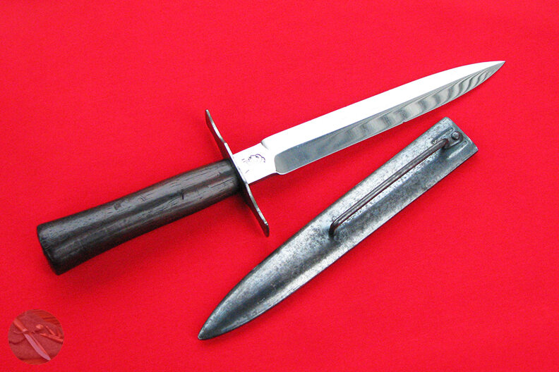 Кинжал Bourgade