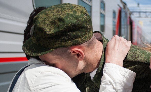 Начинаешь сильнее ценить родных и близких. 