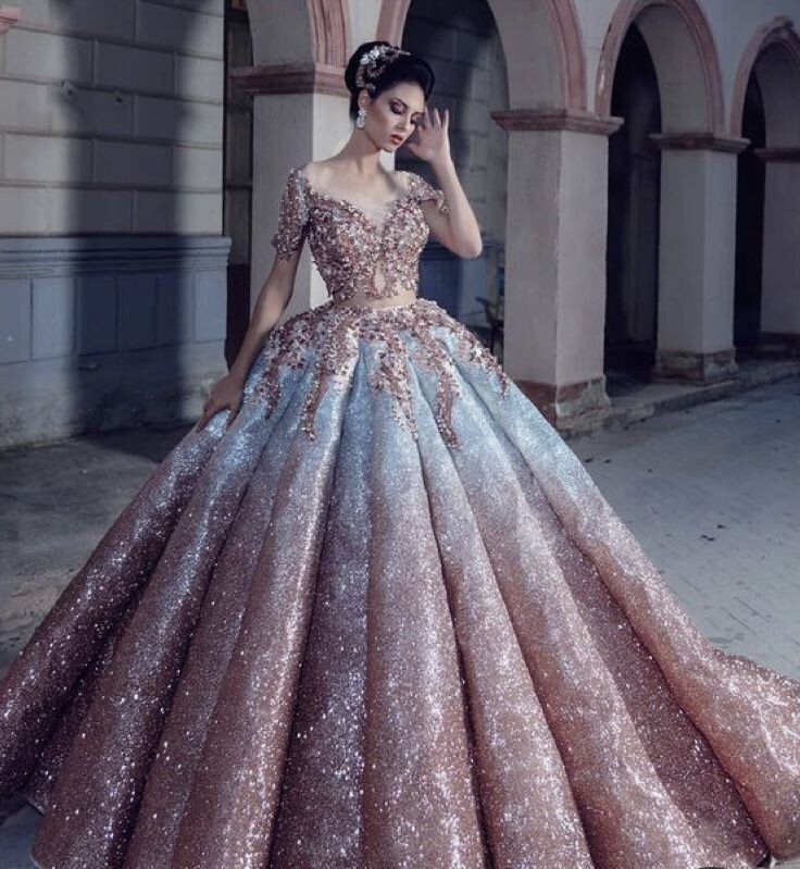 Самое роскошное платье. Ball Gown Свадебные платья. Платья пышные длинные. Роскошные пышные платья. Пышные платья на бал.