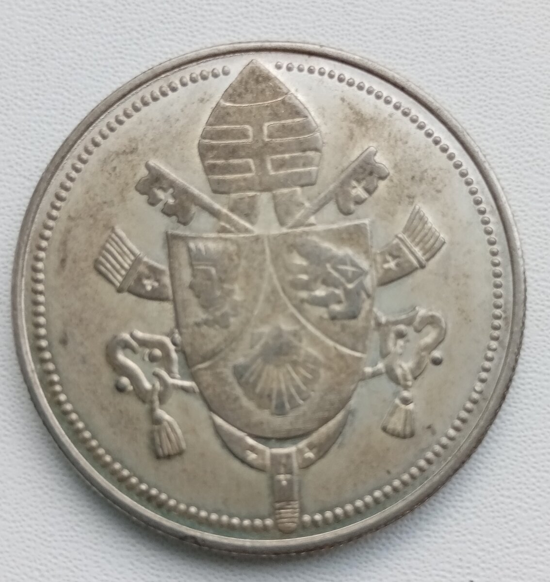 Медаль Ватикана.