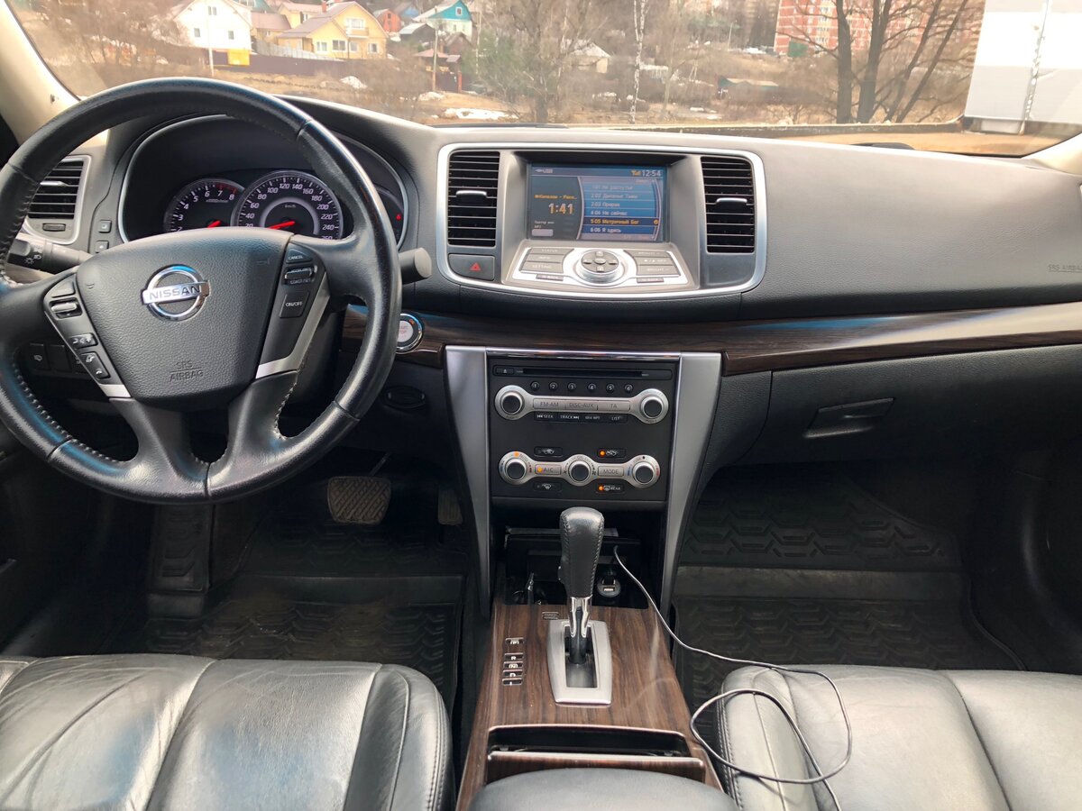 Салон Nissan Teana J32