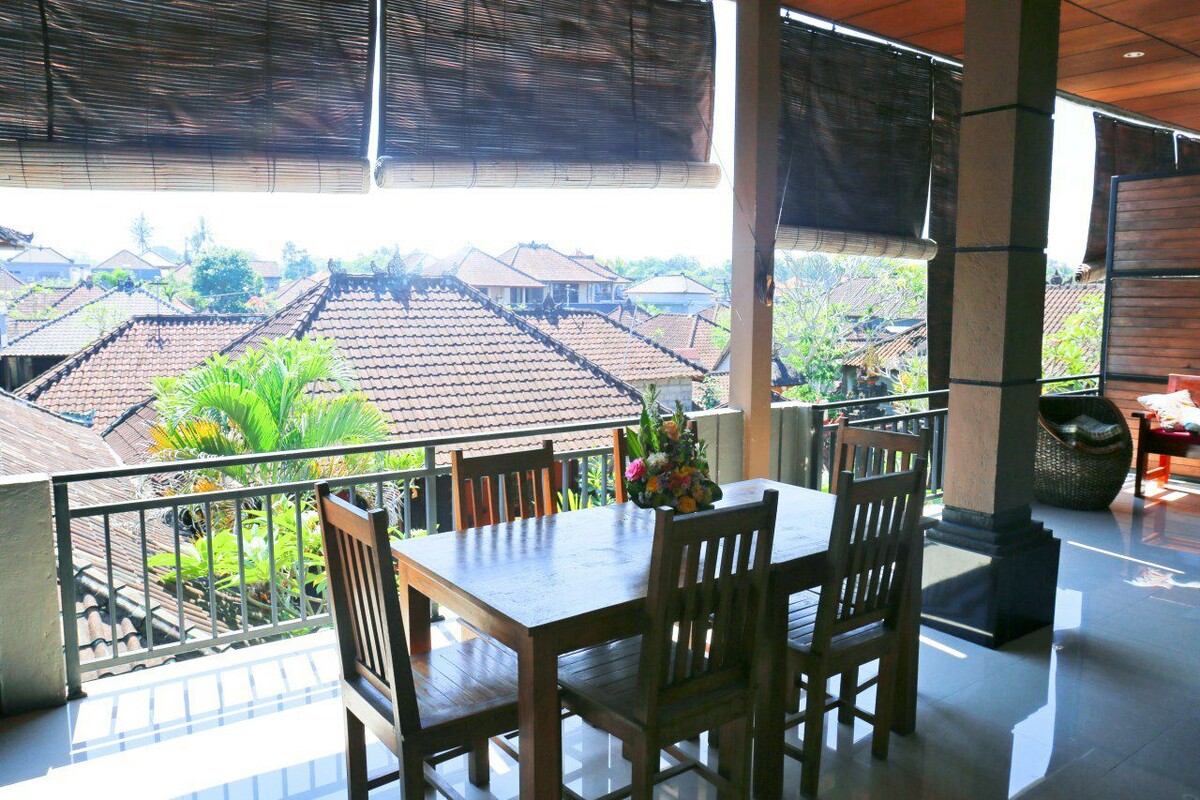 Вид со 2го этажа