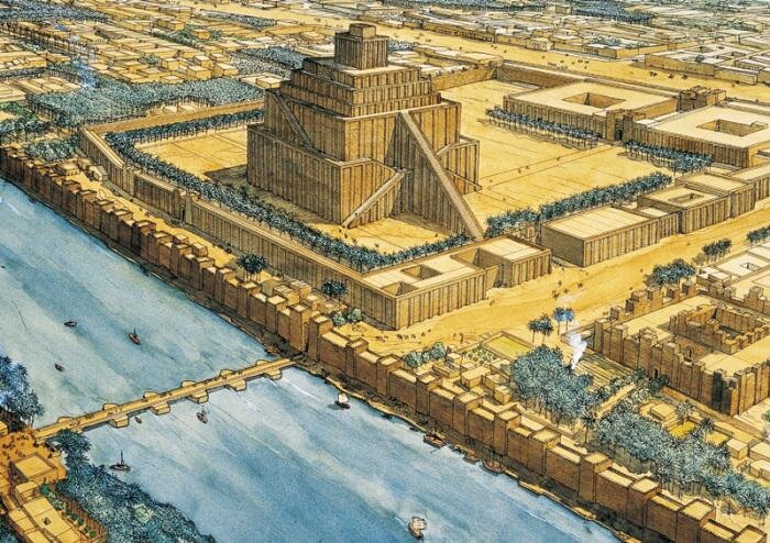 Зиккурат - многоступенчатое сооружение в центре Вавилона.(Фото: megaconstrucciones.net)