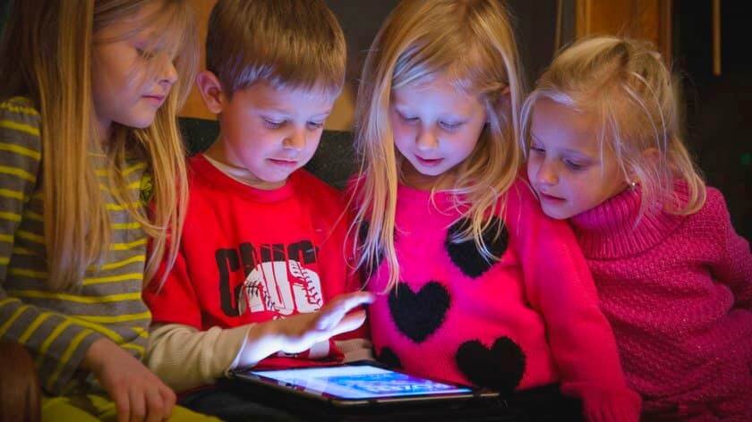 Мы захлебываемся от потока информации.