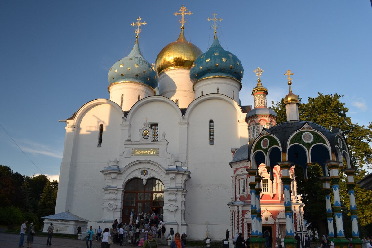 Успенский собор Троицкого монастыря. Фото автора