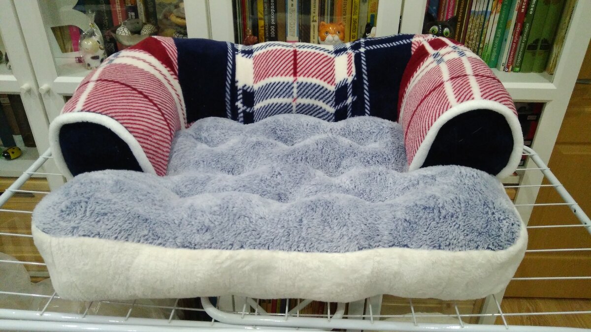 Галерея листается