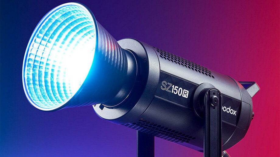 Godox SZ150R Zoomable RGB Light