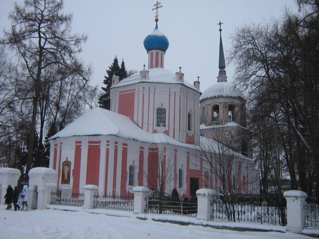 Церковь на погосте Прутня.Фото автора.