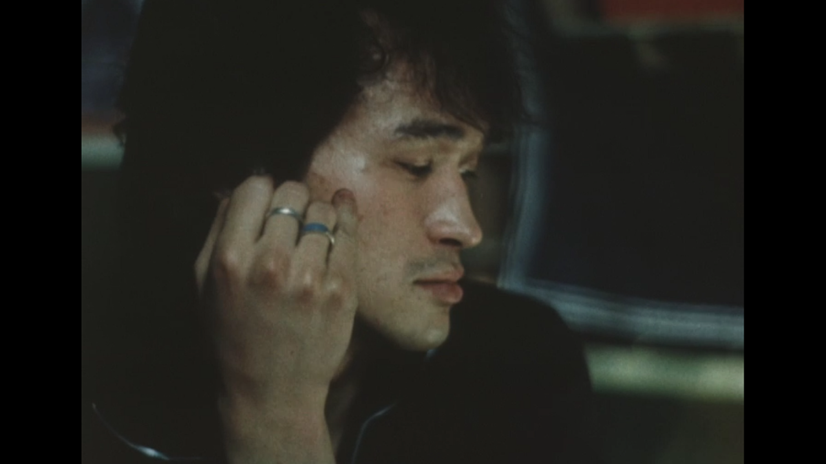 В.Цой в котельной «Камчатка». 1987г. Кадр из фильма «Последний герой»