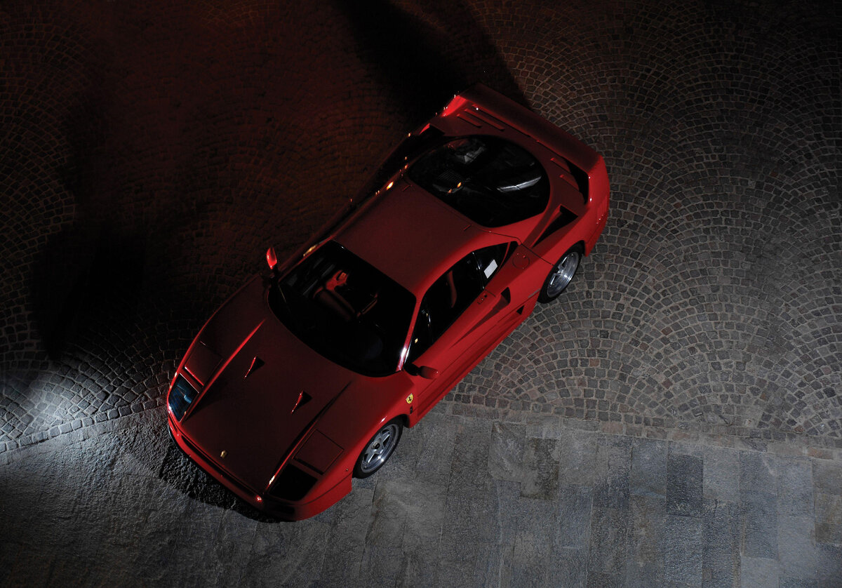 Внешний вид “Ferrari F40”