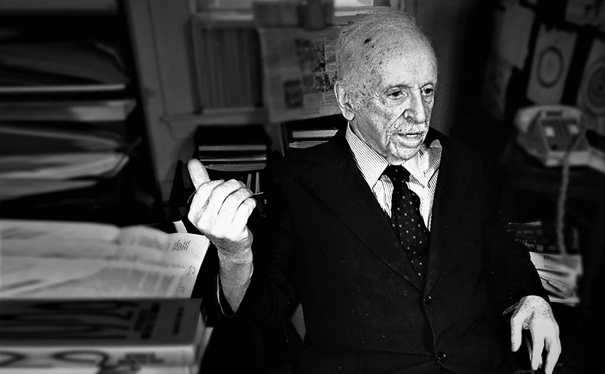 Эдвард Бернейс-один из самых известных специалистов по PR 20 века, объединивший в своих публикациях идеи французского психолога Гюстава Лебона, исследователя стадного инстинкта Уилфреда Троттера и своего дяди Зигмунда Фрейда (!)