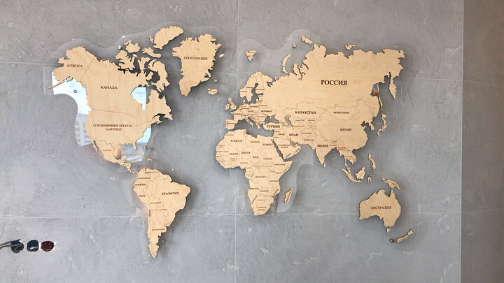 Карта мира "Классика" из дерева