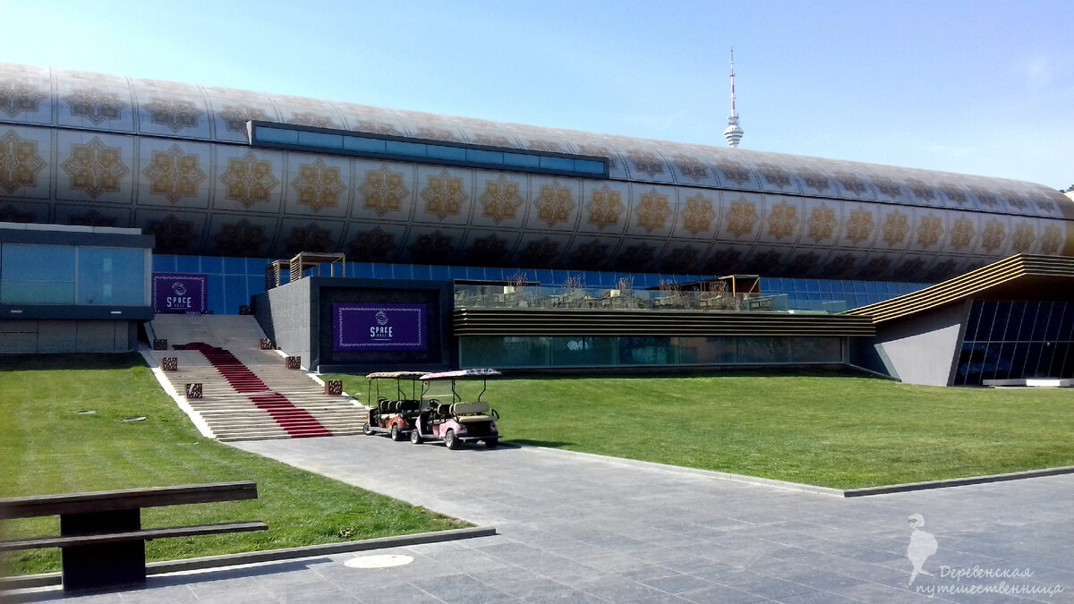 Баку. Музей Ковра. Фото автора.