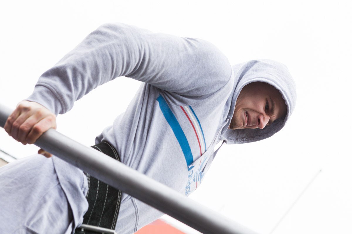 Отжимания на брусьях с дополнительным весом 48кг на Workout 1 may day 2015 года. Тогда удалось выполнить 23 повторения.