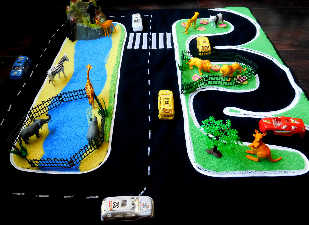 Коврик в ковровой технике