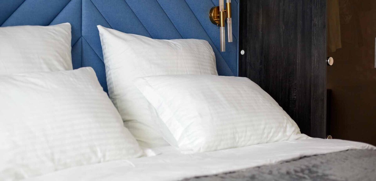 Постельное белье Stripe Satin White