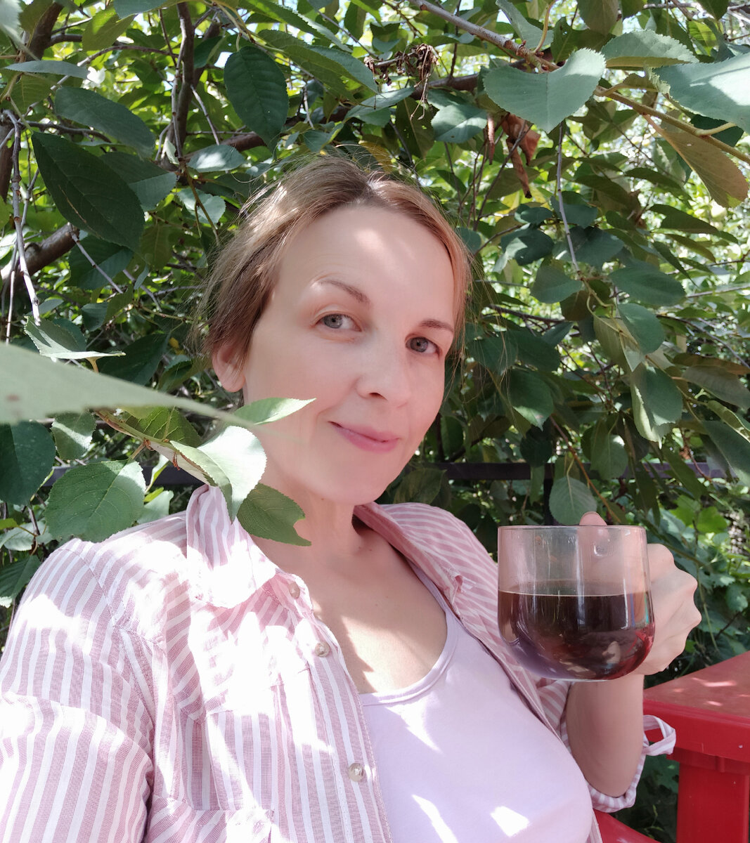 Разрешить себе быть таким какой ты есть - ещё не всëм. Надо ещё получить от этого удовольствие) 