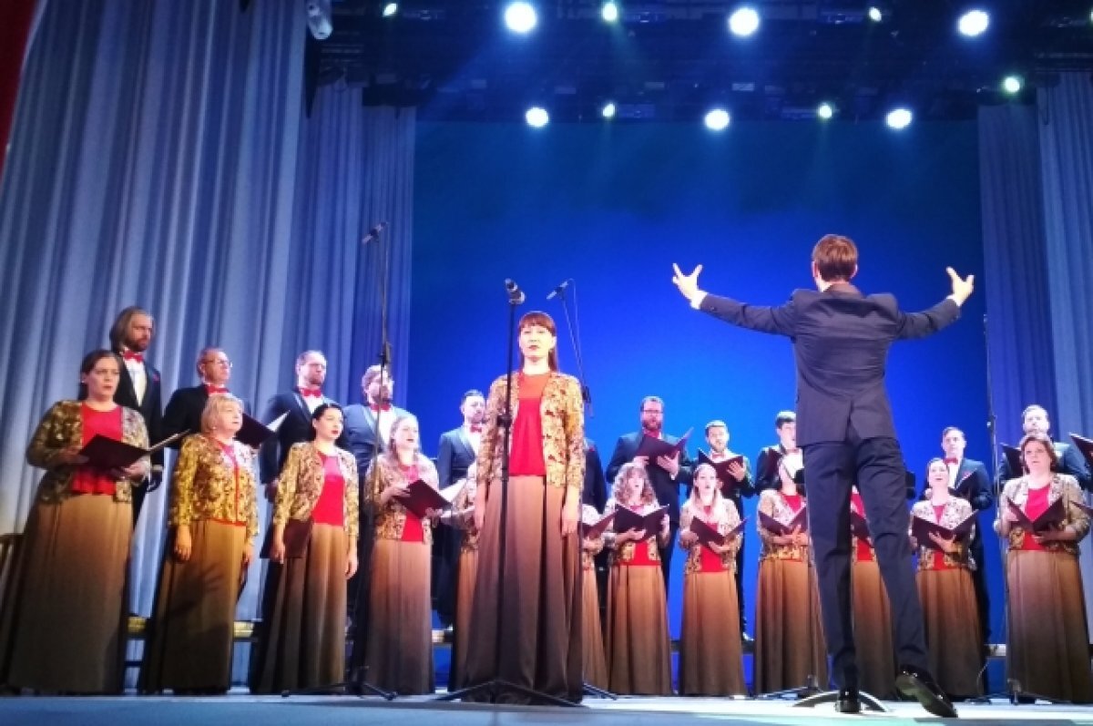    Легендарному коллективу 50 лет.