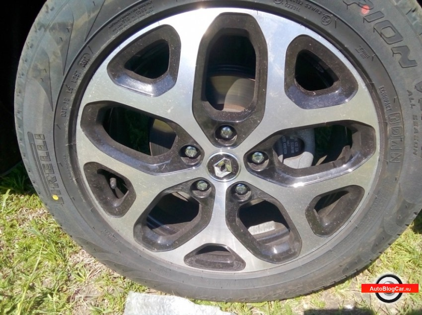 https://autoblogcar.ru/autoobzor/66-kaptur-zamena-boltov-koles.html