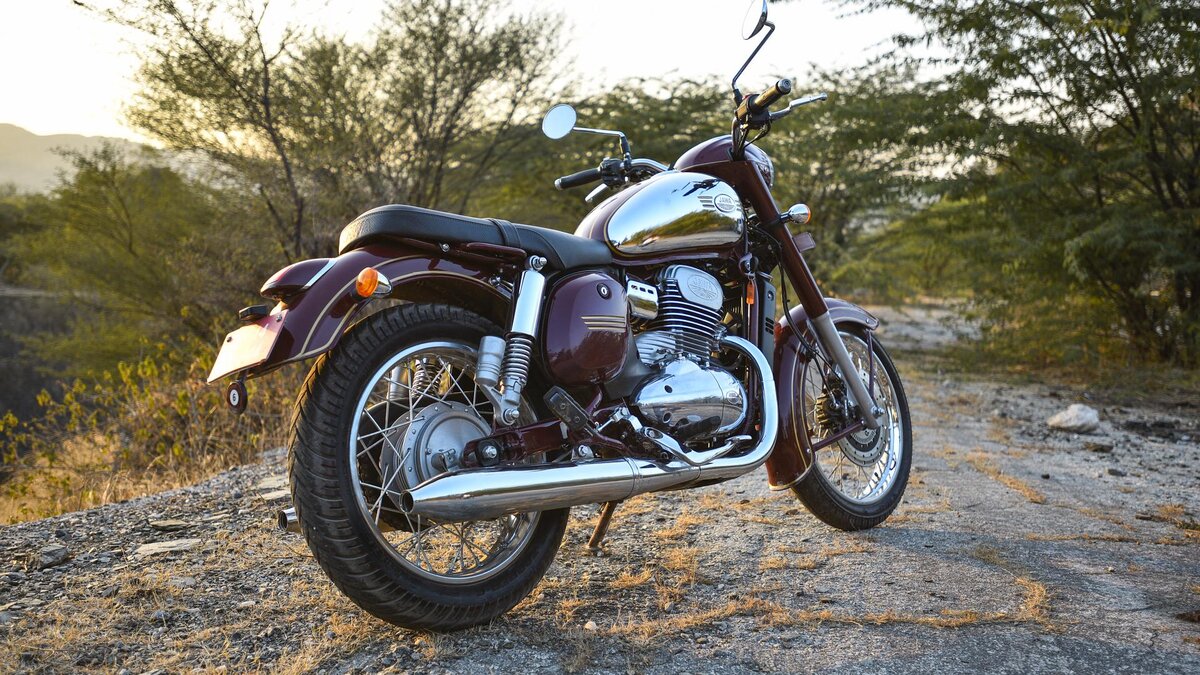 Jawa 300 Classic