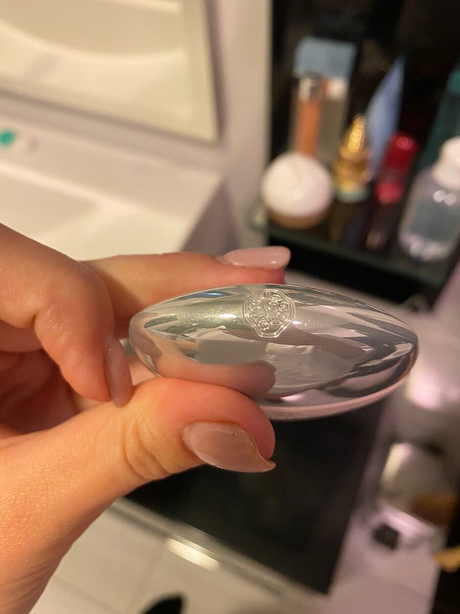 Выглядит дорого-богато)