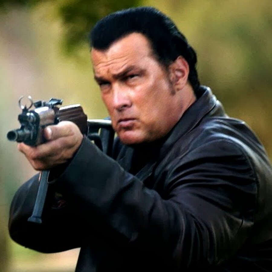 Стивен сигал. Стивен сигал. Стивен сигал смерти вопреки. Стивен сигал. Сигал фильмография.